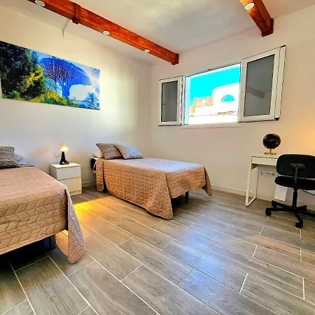 Canarian House Casa Esther In Icod De Vinos Икод-де-лос-Винос